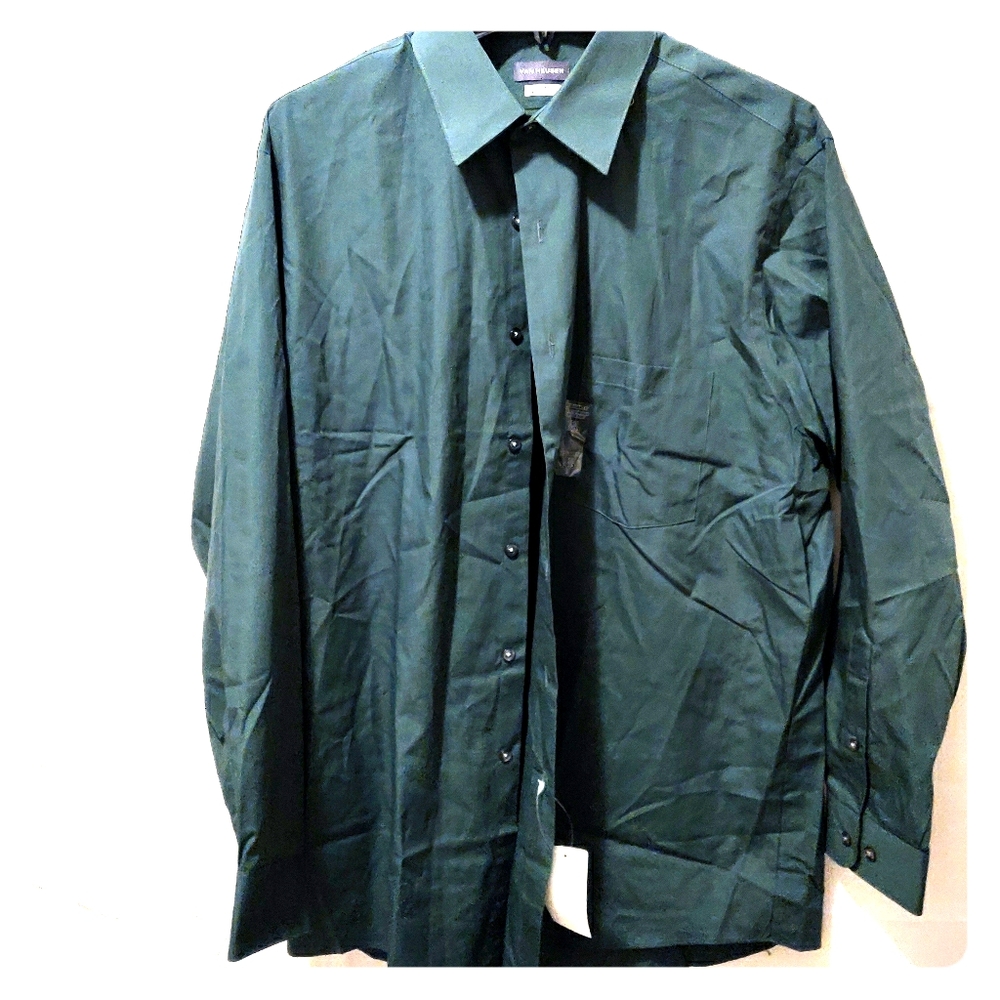 Van Heusen Long Sleeve Dress Shirt